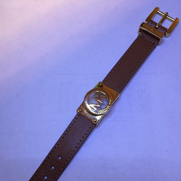 MICHAEL KORS FULTON  BROWN SAFFIANO BRACELET - Picture 5 of 6